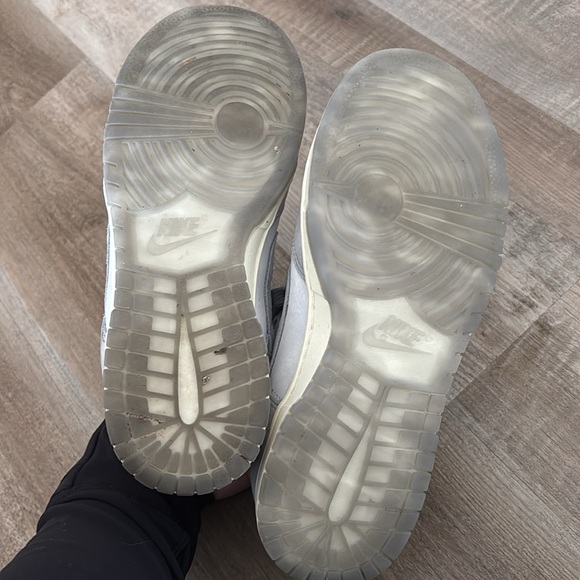 Women’s Nike Dunk Lows - Cool Grey - Picture 10 of 15